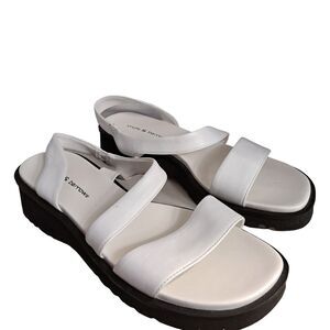 Croft & Barrow Women's St Catherine White Leather Sandals Size 9.5M BTS04322-10